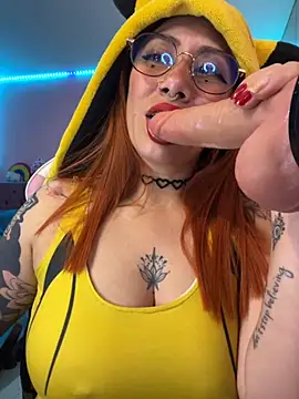 Luna Paris  online show from 10/08/25, 10:07