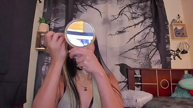 Snapshot of annyluna1 chatting on 01/10/26, 08:21 annyluna1 online show from 01/10/26, 08:21