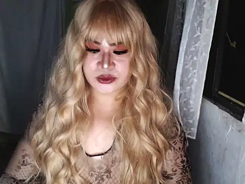 Snapshot of Hugeladycockmarga chatting on 02/04/26, 11:38 Hugeladycockmarga online show from 02/04/26, 11:38