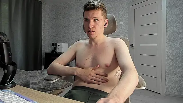 Snapshot of Bananas_dick chatting on 08/08/26, 10:06 Bananas dick online show from 08/08/26, 10:06