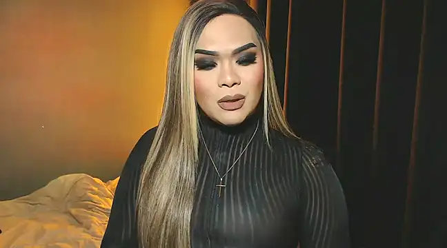 Snapshot of VictoriaEliz chatting on 12/20/24, 10:43 VictoriaEliz online show from 12/20/24, 10:43