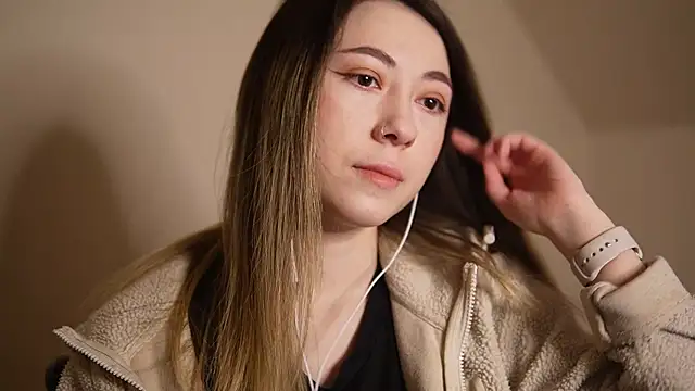 Snapshot of chibi_moon_ chatting on 12/11/24, 05:04 chibi moon online show from 12/11/24, 05:04