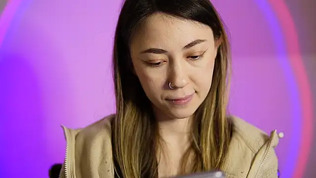 Snapshot of chibi_moon_ chatting on 01/27/25, 08:17 chibi moon online show from 01/27/25, 08:17