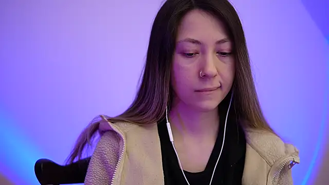 Snapshot of chibi_moon_ chatting on 03/14/25, 08:38 chibi moon online show from 03/14/25, 08:38