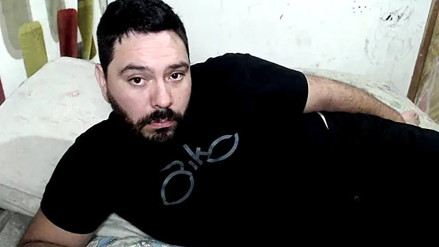 Snapshot of lucasprloco chatting on 01/02/25, 12:55 lucasprloco online show from 01/02/25, 12:55