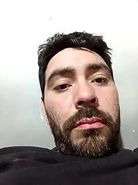 Snapshot of lucasprloco chatting on 10/23/25, 10:08 lucasprloco online show from 10/23/25, 10:08