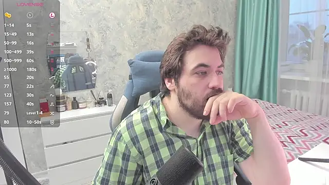 Snapshot of Morlaios chatting on 03/12/25, 03:18 Morlaios online show from 03/12/25, 03:18