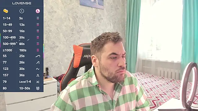 Snapshot of Morlaios chatting on 11/21/25, 11:31 Morlaios online show from 11/21/25, 11:31