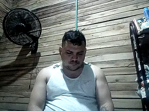 Arcangel 05 online show from 04/05/26, 02:42