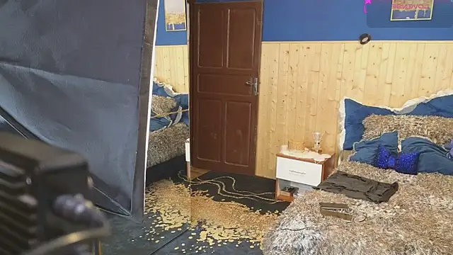 Snapshot of VanessaDoyle chatting on 02/02/25, 05:26 VanessaDoyle online show from 02/02/25, 05:26