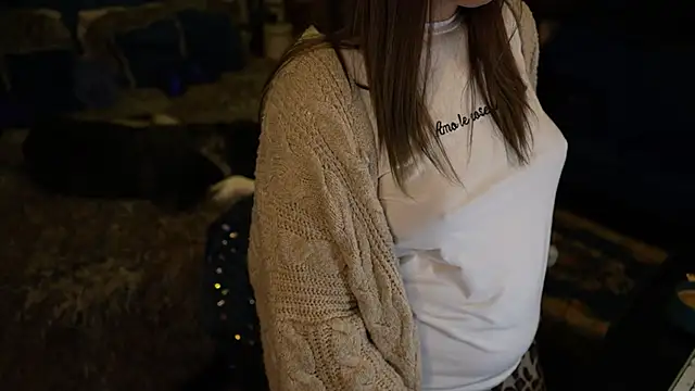 Snapshot of VanessaDoyle chatting on 09/17/25, 03:08 VanessaDoyle online show from 09/17/25, 03:08