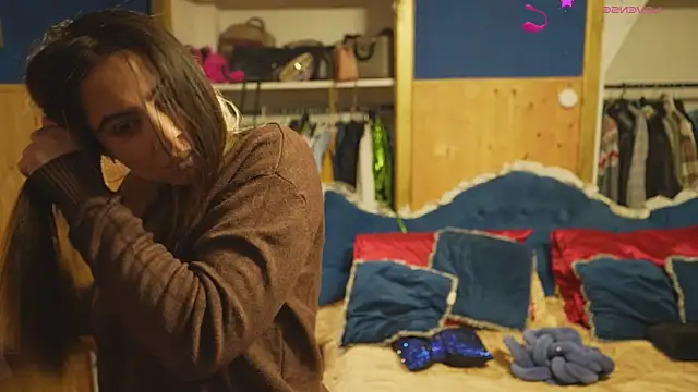 Snapshot of VanessaDoyle chatting on 02/14/26, 08:27 VanessaDoyle online show from 02/14/26, 08:27