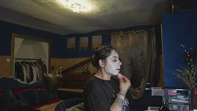 VanessaDoyle online show from 04/19/26, 09:30