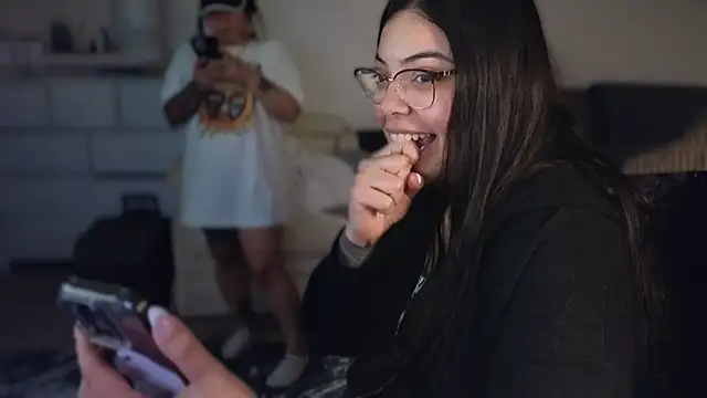 Snapshot of drizzypeach602 chatting on 12/29/24, 06:35 drizzypeach602 online show from 12/29/24, 06:35