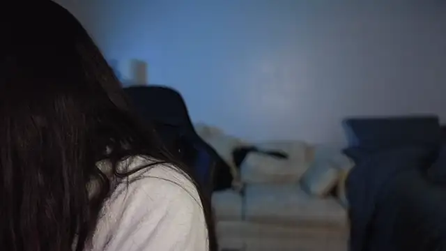 Snapshot of drizzypeach602 chatting on 01/01/25, 04:50 drizzypeach602 online show from 01/01/25, 04:50