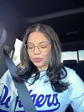 Snapshot of drizzypeach602 chatting on 01/17/25, 10:56 drizzypeach602 online show from 01/17/25, 10:56