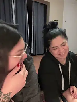 Snapshot of drizzypeach602 chatting on 01/22/25, 03:31 drizzypeach602 online show from 01/22/25, 03:31