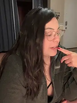 Snapshot of drizzypeach602 chatting on 01/22/25, 06:31 drizzypeach602 online show from 01/22/25, 06:31