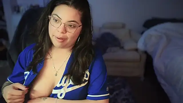 Snapshot of drizzypeach602 chatting on 01/23/25, 11:37 drizzypeach602 online show from 01/23/25, 11:37