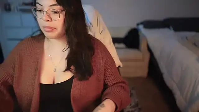 Snapshot of drizzypeach602 chatting on 01/26/25, 03:17 drizzypeach602 online show from 01/26/25, 03:17