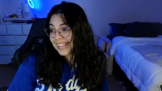 Snapshot of drizzypeach602 chatting on 01/31/25, 03:20 drizzypeach602 online show from 01/31/25, 03:20