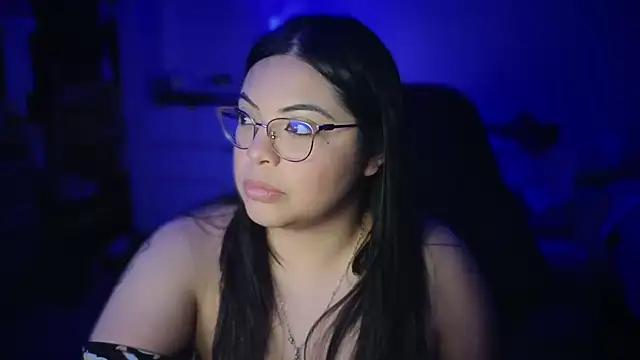 Snapshot of drizzypeach602 chatting on 02/06/25, 06:51 drizzypeach602 online show from 02/06/25, 06:51