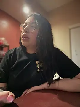 Snapshot of drizzypeach602 chatting on 02/08/25, 05:40 drizzypeach602 online show from 02/08/25, 05:40