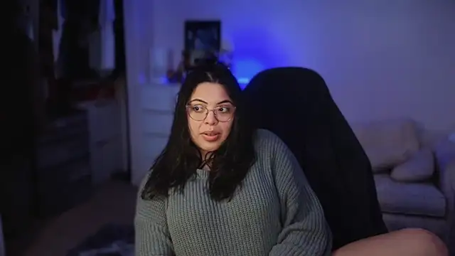 Snapshot of drizzypeach602 chatting on 02/13/25, 02:12 drizzypeach602 online show from 02/13/25, 02:12