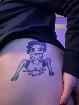 Snapshot of drizzypeach602 chatting on 02/20/25, 08:06 drizzypeach602 online show from 02/20/25, 08:06