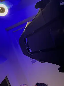 Snapshot of drizzypeach602 chatting on 02/20/25, 11:09 drizzypeach602 online show from 02/20/25, 11:09