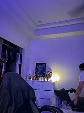 Snapshot of drizzypeach602 chatting on 02/21/25, 05:24 drizzypeach602 online show from 02/21/25, 05:24