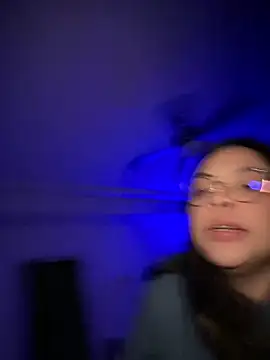 Snapshot of drizzypeach602 chatting on 03/02/25, 03:02 drizzypeach602 online show from 03/02/25, 03:02