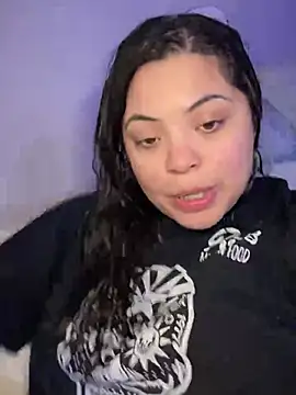 Snapshot of drizzypeach602 chatting on 03/06/25, 10:41 drizzypeach602 online show from 03/06/25, 10:41