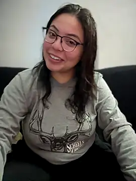 Snapshot of drizzypeach602 chatting on 09/19/25, 02:46 drizzypeach602 online show from 09/19/25, 02:46