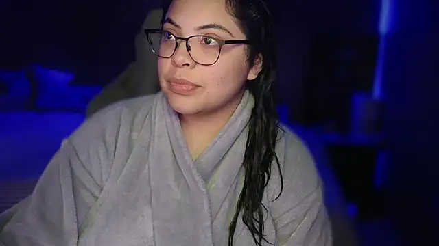 Snapshot of drizzypeach602 chatting on 09/20/25, 04:57 drizzypeach602 online show from 09/20/25, 04:57