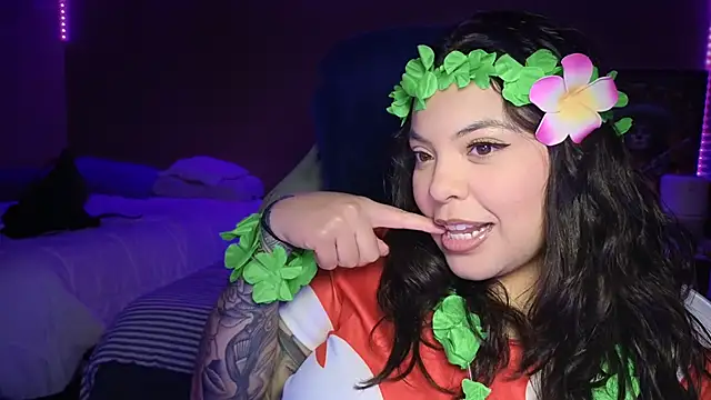 Snapshot of drizzypeach602 chatting on 10/03/25, 01:57 drizzypeach602 online show from 10/03/25, 01:57