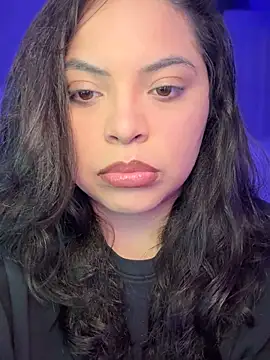 Snapshot of drizzypeach602 chatting on 10/12/25, 04:00 drizzypeach602 online show from 10/12/25, 04:00