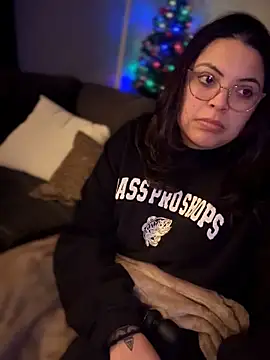 Snapshot of drizzypeach602 chatting on 11/29/25, 03:20 drizzypeach602 online show from 11/29/25, 03:20