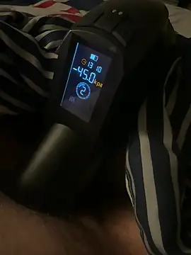 8inchcock8794 online show from 04/24/26, 03:31