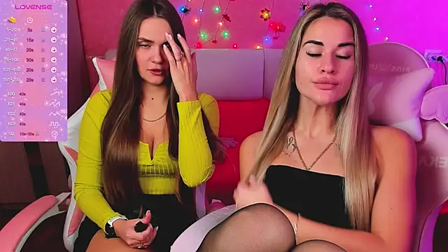 ivannatompsonnn online show from 10/27/25, 06:06