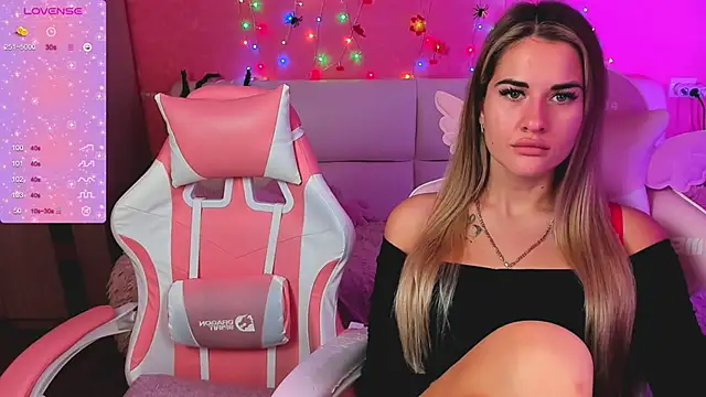 ivannatompsonnn online show from 10/29/25, 06:04