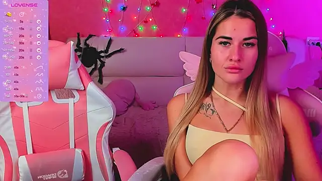 ivannatompsonnn online show from 11/22/25, 06:23