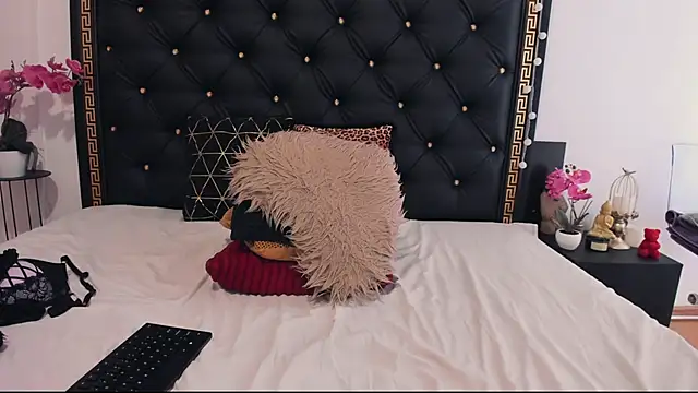 PreciousAillyn online show from 03/27/26, 08:26