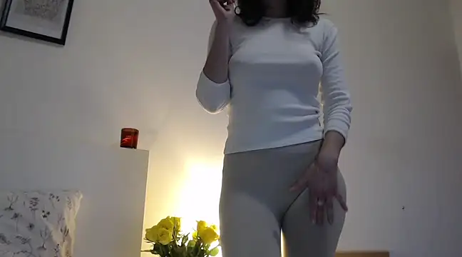 Snapshot of ocean_eyess_ chatting on 02/23/25, 05:07 ocean eyess online show from 02/23/25, 05:07