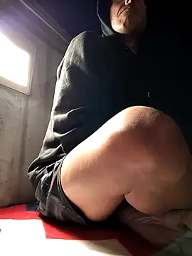 Roberts8inchcock online show from 02/03/26, 10:53