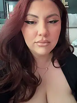 Snapshot of CurvyKimmy1 chatting on 05/28/26, 08:11 CurvyKimmy1 online show from 05/28/26, 08:11
