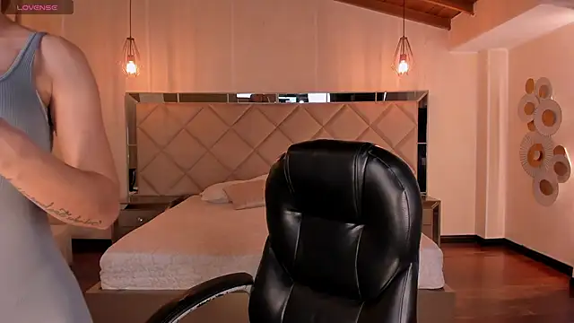 LexieWayne online show from 04/22/26, 06:42