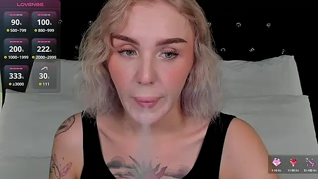 LianaFord online show from 10/07/25, 10:51