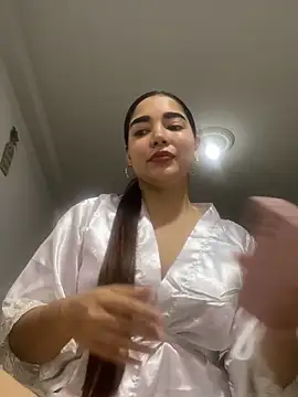 DulceChloe99 online show from 02/25/26, 08:51