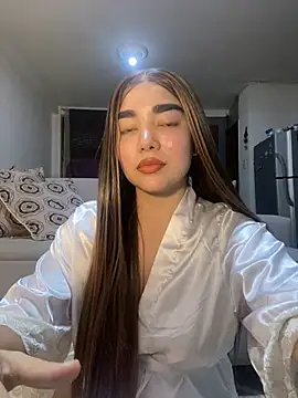 DulceChloe99 online show from 05/19/26, 03:46